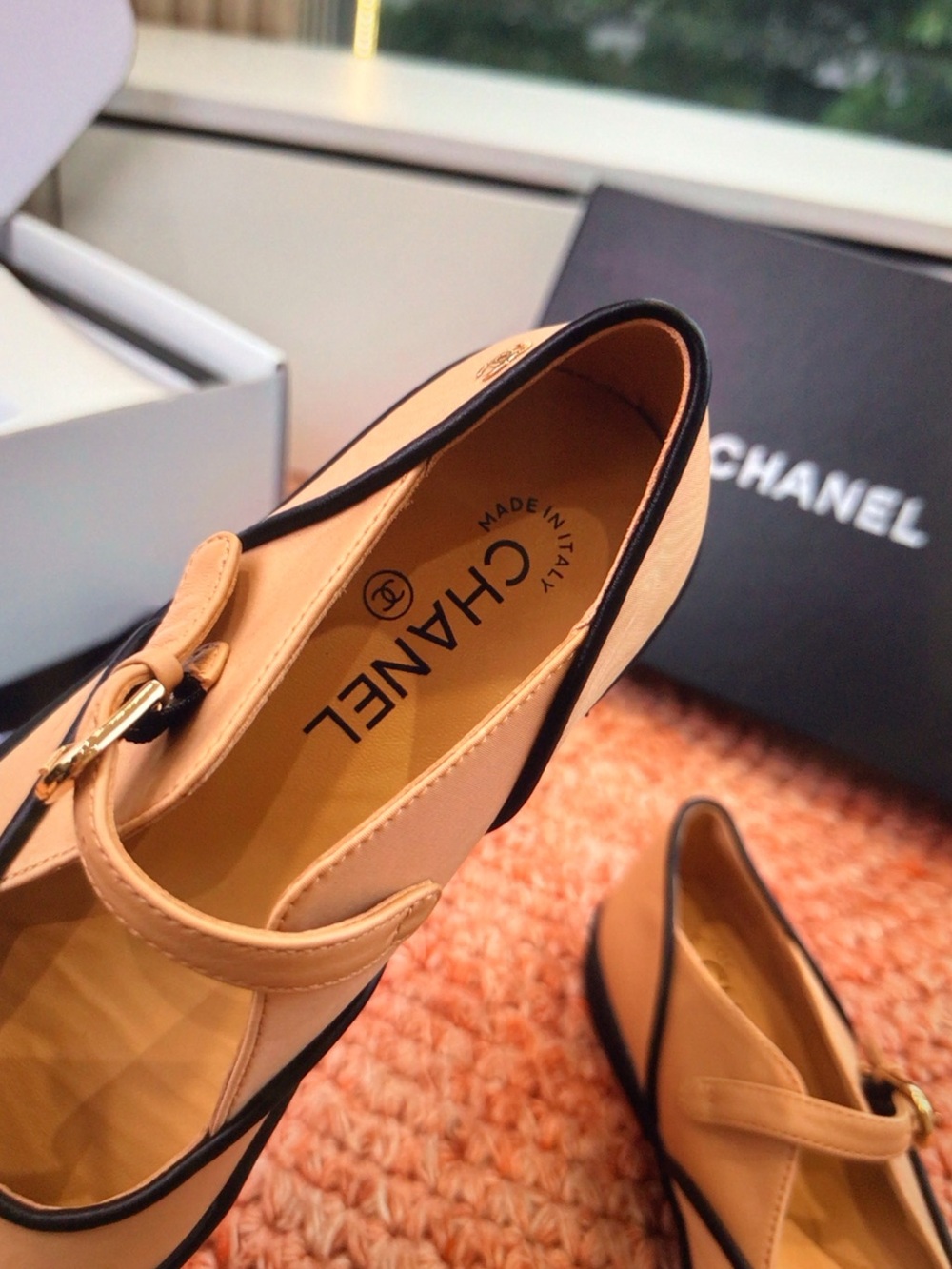 CHANEL Beige and Black Mary Jane Flats with Gold Buckle - Picture 6 of 8